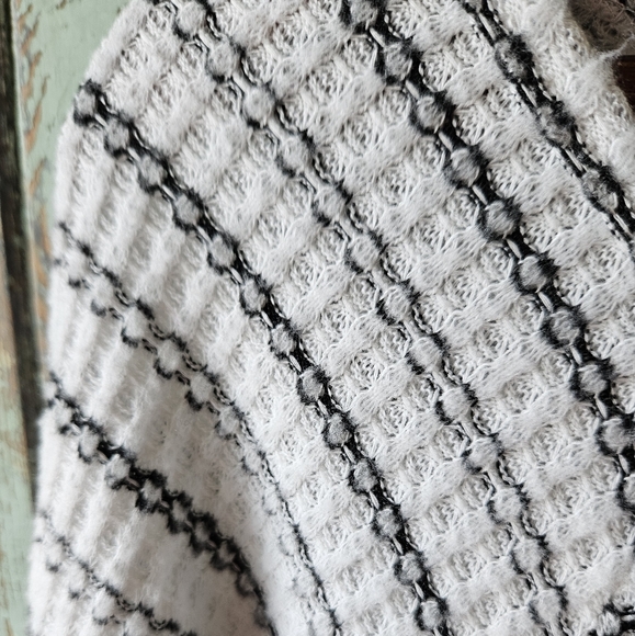 Ultra Flirt 2X Top - Picture 2 of 6